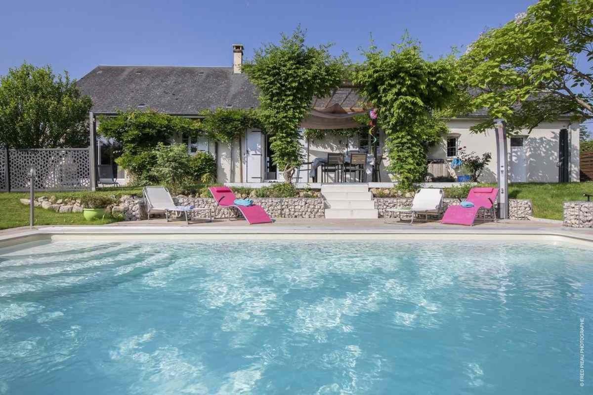 Au Coeur Du Bien Etre, Chambre D'Hotes Avec Piscine Chauffee Et Couverte, Spa, Sauna, Massages Monteaux Exteriér fotografie